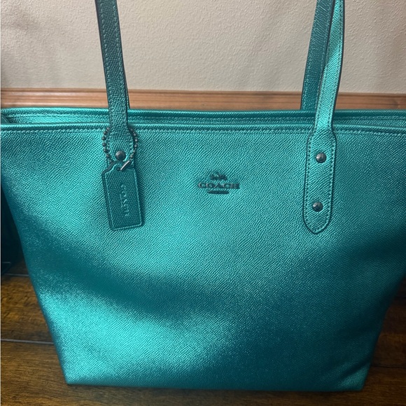 ❌❌❌ SOLD Coach Tote - Picture 6 of 12